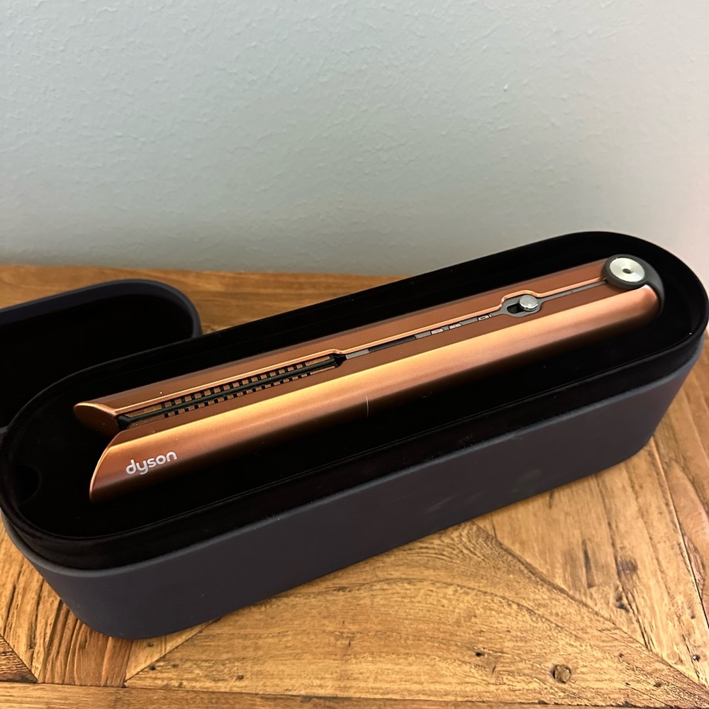 Dyson Copper Hair Straightener with Black Case